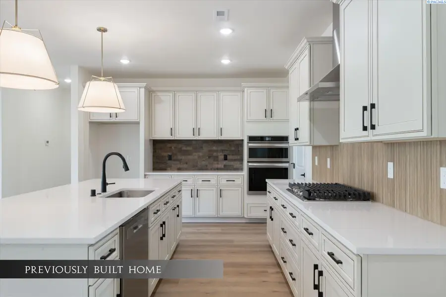 6645 W 27th Ave, Kennewick, WA 99338 - Image #3