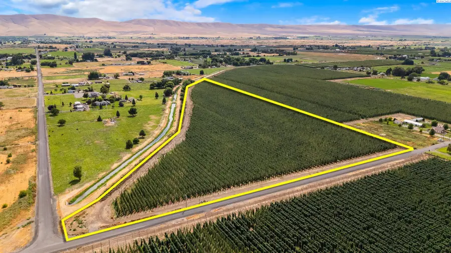 NKA Apricot Rd, Grandview, WA  - Image #2