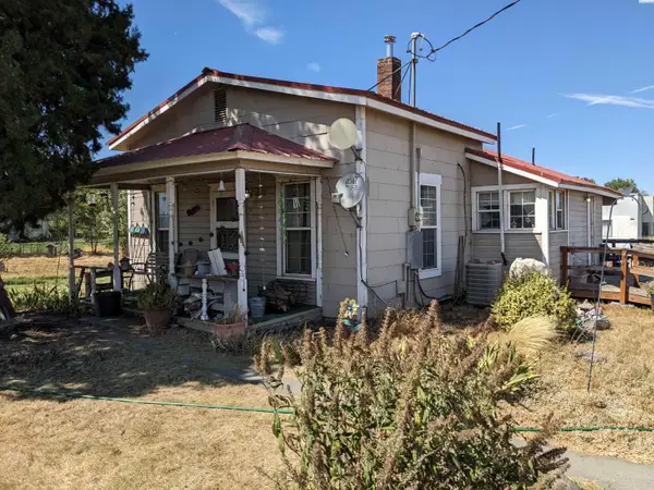 132102 W Johnson Rd, Prosser, WA 99350