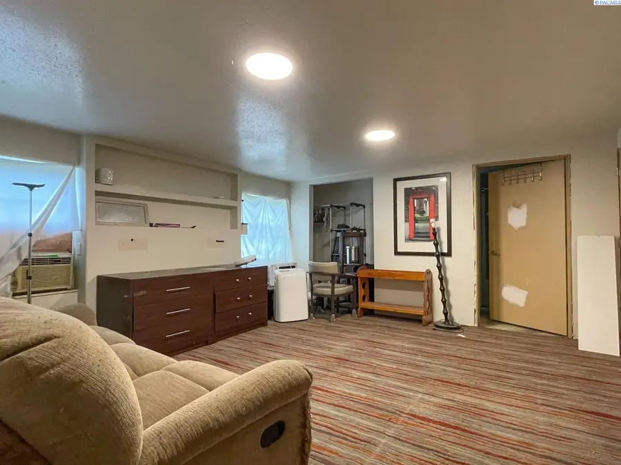 2202 Rainy Lane, Benton City, WA 99320 - Image #2