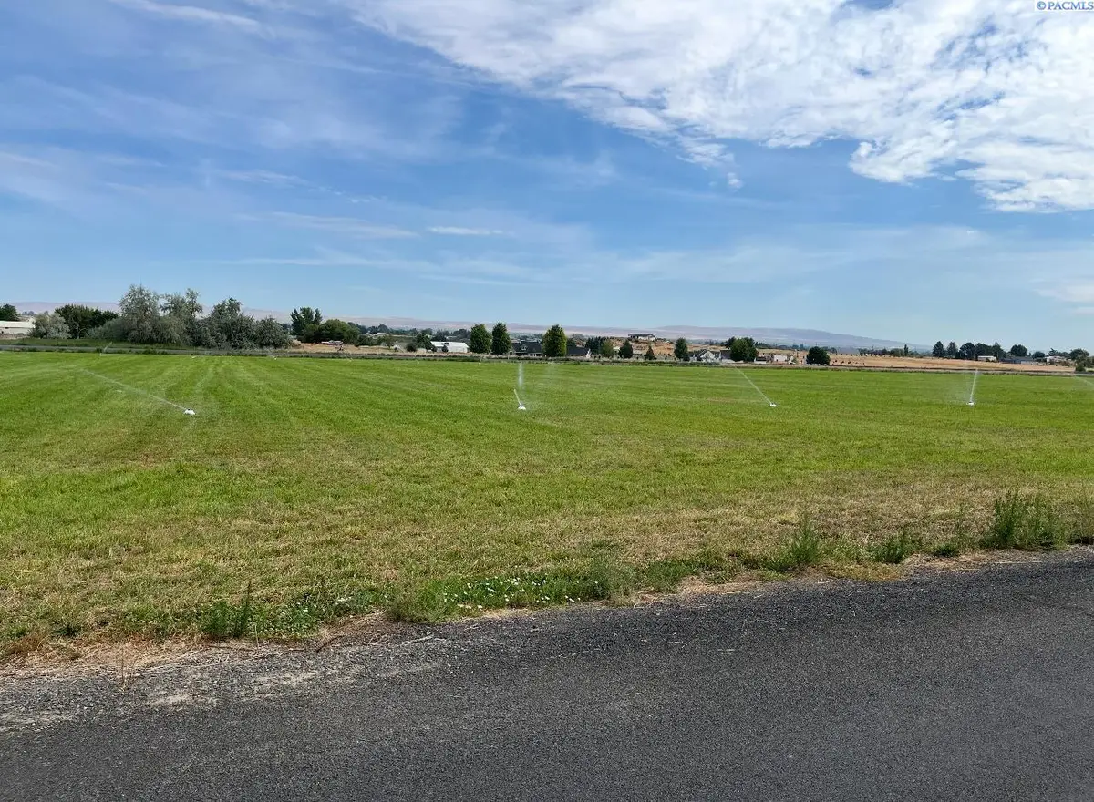 164504 Richards Rd, Prosser, WA 99350 - Image #1