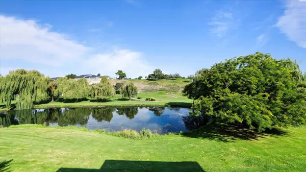 3504 W 34th Ave, Kennewick, WA 99337