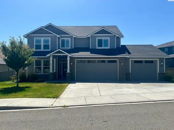 900 Cayuse Dr, Richland, WA 99352
