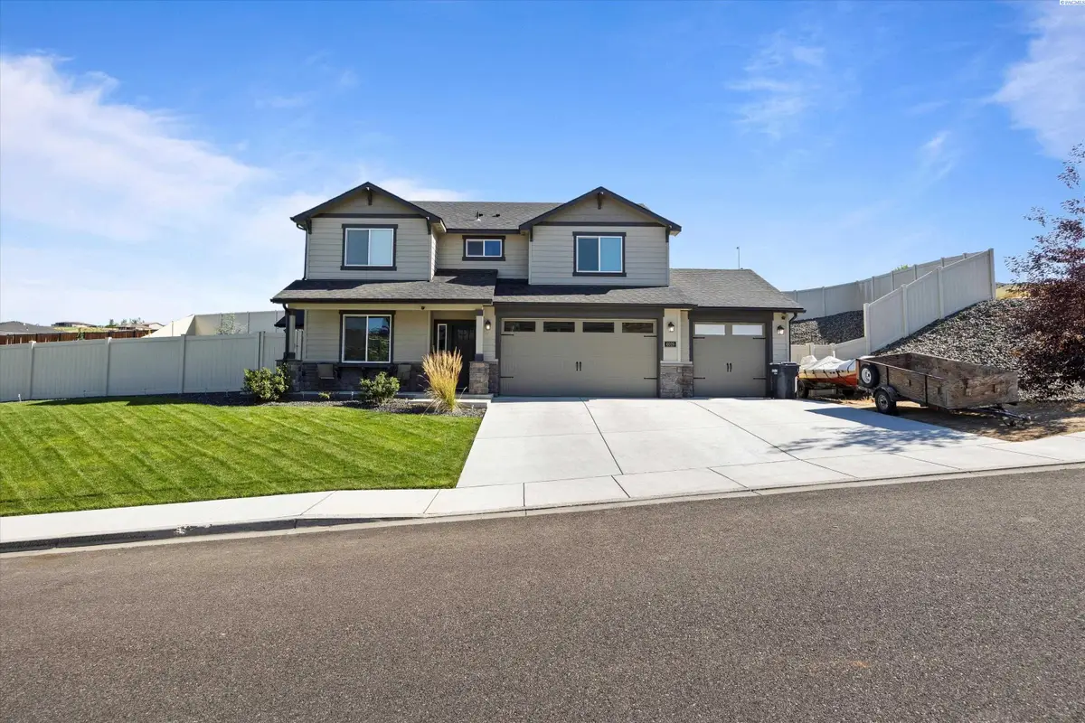 4019 Queen St, West Richland, WA 99353 - #1