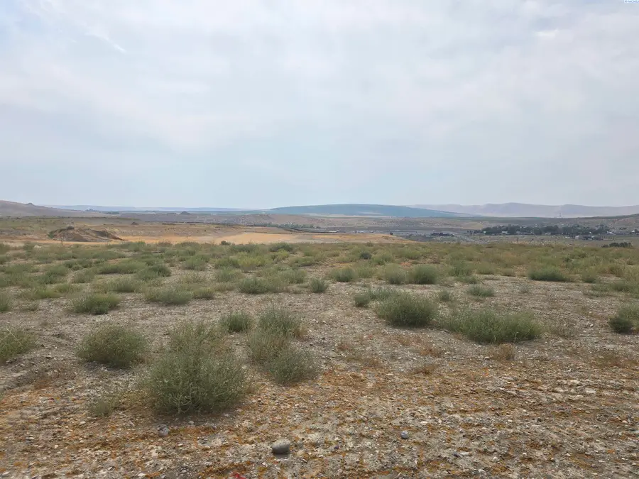 1043 Thebes St, #Lot 9, West Richland, WA 99353 - Image #2