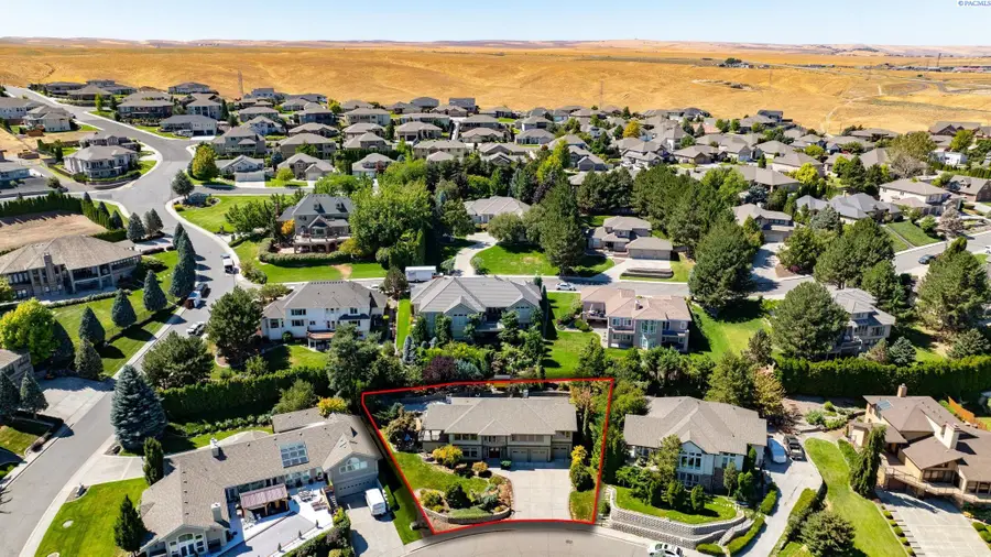 3703 W 42nd Ave., Kennewick, WA 99337 - Image #2