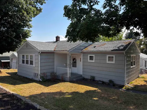 750 NW Charlotte St, Pullman, WA 99163