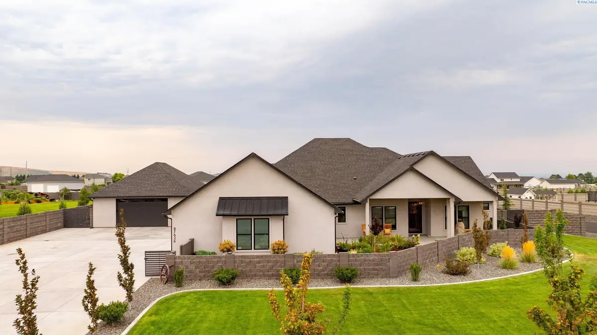 87626 E Calico Rd, Kennewick, WA 99338 - #1