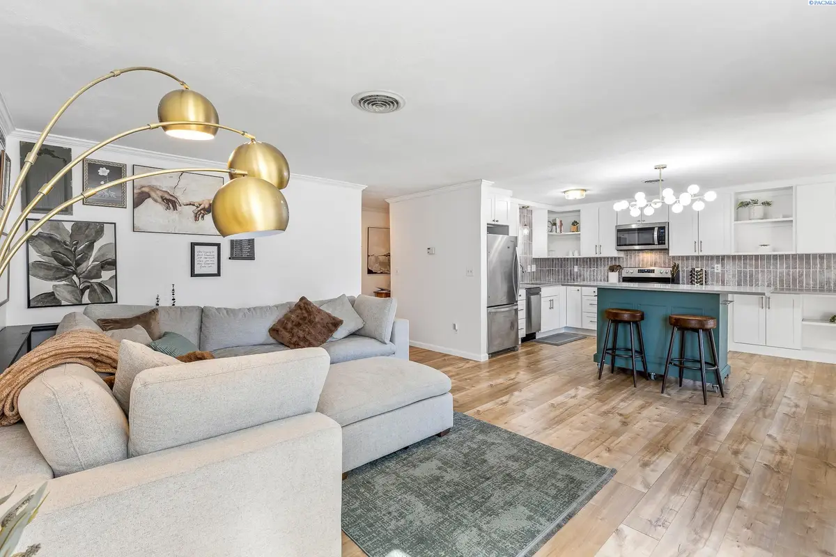 303 Gage Blvd. #304, Richland, WA 99352 - Image #1