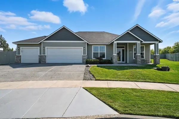 4311 W 22nd Ave, Kennewick, WA 99338