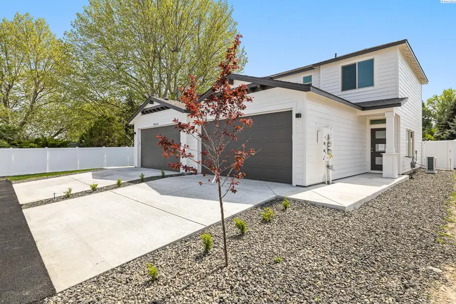 1075 S Underwood Pl, Kennewick, WA 99337 - Image #3