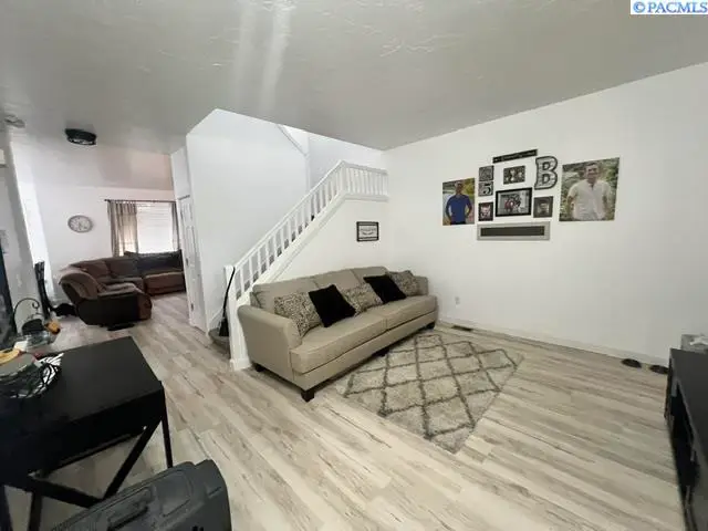 2017 S Tweedt St., Kennewick, WA 99338 - Image #2