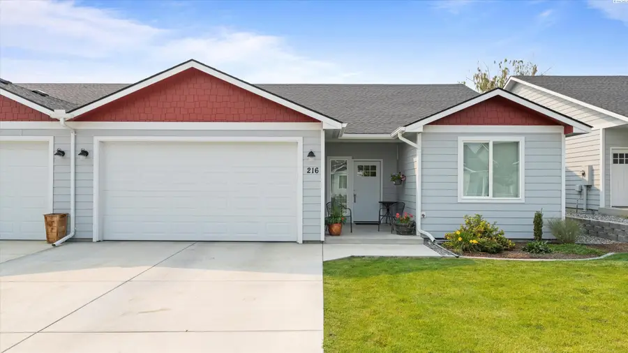 216 Claret Dr, Prosser, WA 99350 - Image #2