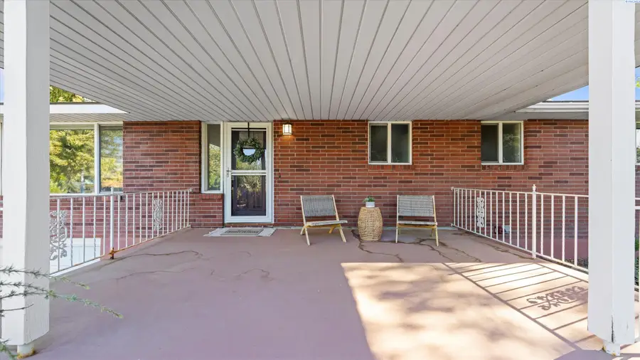 2409 S Fruitland St, Kennewick, WA 99337 - Image #3