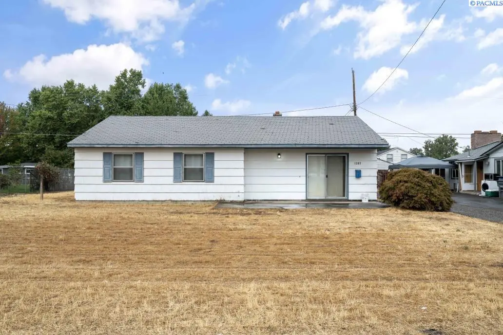 1207 Acacia Ave, Richland, WA 99354 - Image #1
