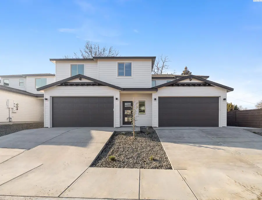 1008 S Underwood Pl, Kennewick, WA 99337 - Image #2