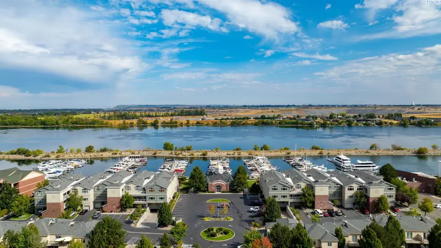 386 Columbia Point Dr #201, Richland, WA 99352 - Image #2