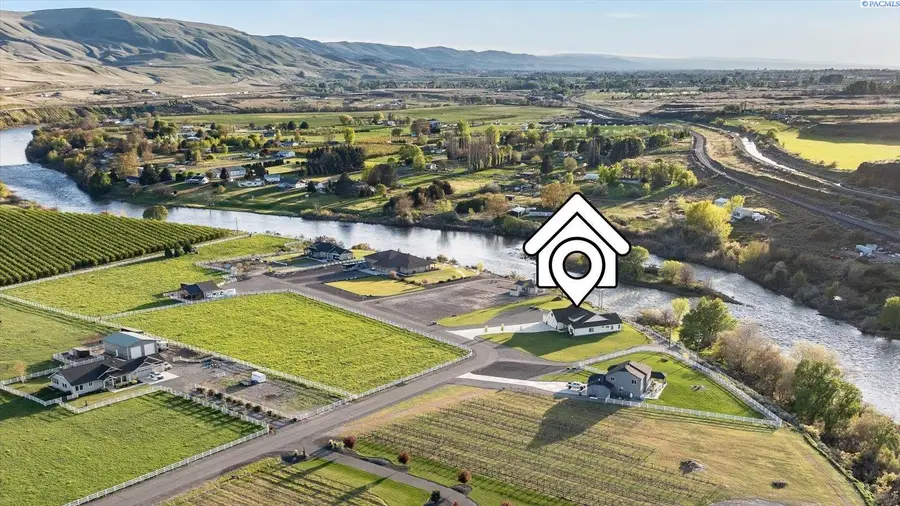 68701 W Island View Pr Nw, Prosser, WA 99350 - Image #2