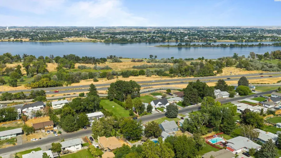6533 W Arrowhead Ave, Kennewick, WA 99336 - Image #3