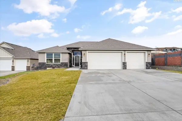 7118 W 28th Pl., Kennewick, WA 99338