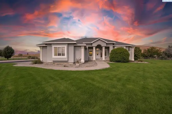 78604 E Canyon Meadow Dr, Kennewick, WA 99338