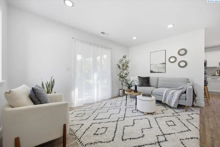 3416 W 6th Place, Kennewick, WA 99336 - Image #3