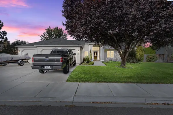 905 N Pittsburg St, Kennewick, WA 99336