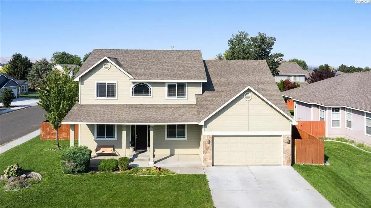 120 S Idaho St, Kennewick, WA 99336 - Image #1