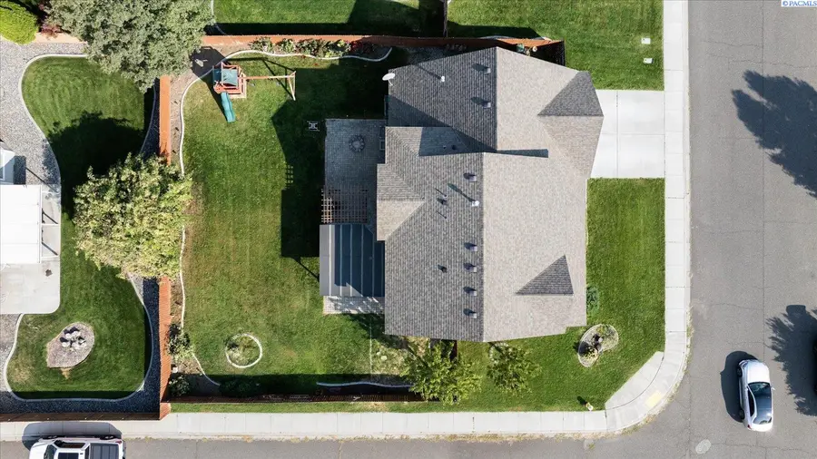 120 S Idaho St, Kennewick, WA 99336 - Image #2