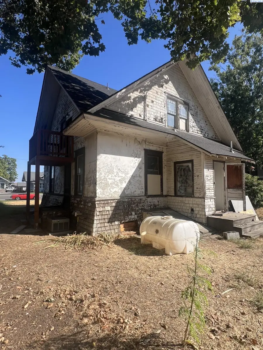 523 W Kennewick Ave, Kennewick, WA 99336 - Image #3