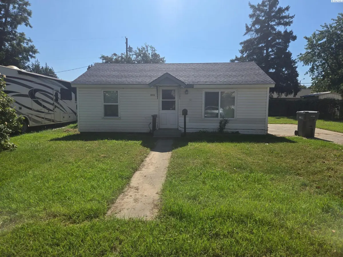 1503 W 4th Pl, Kennewick, WA 99336 - Image #1