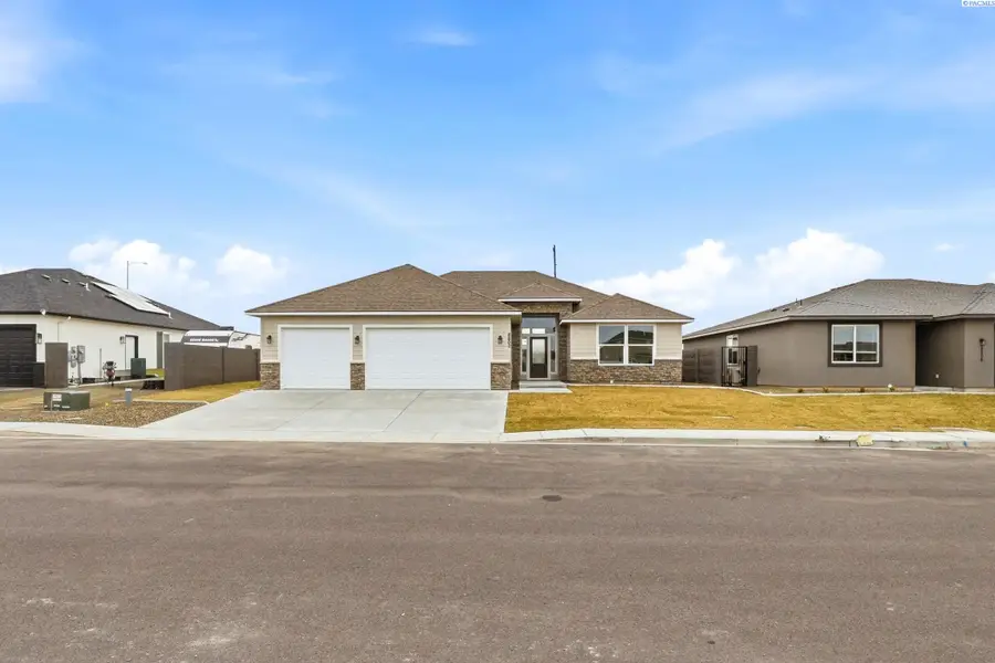 8802 Silver Mound Dr, Pasco, WA 99301 - #2