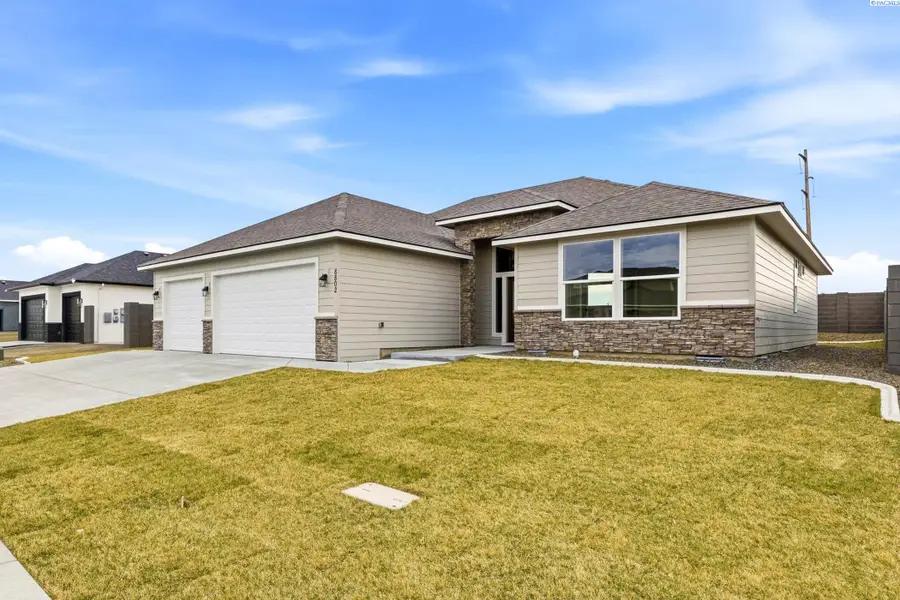 8802 Silver Mound Dr, Pasco, WA 99301 - #3