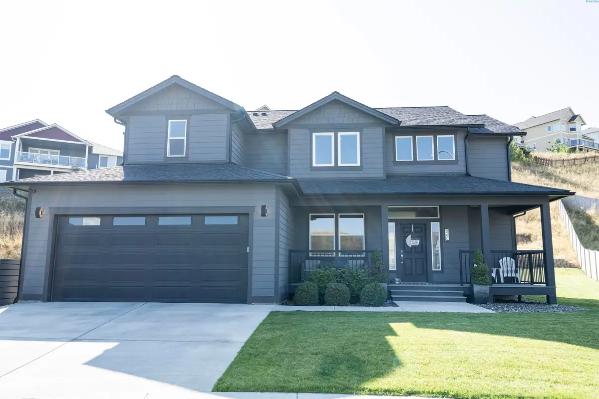 860 SW Dominic Ct, Pullman, WA 99163 - Image #1