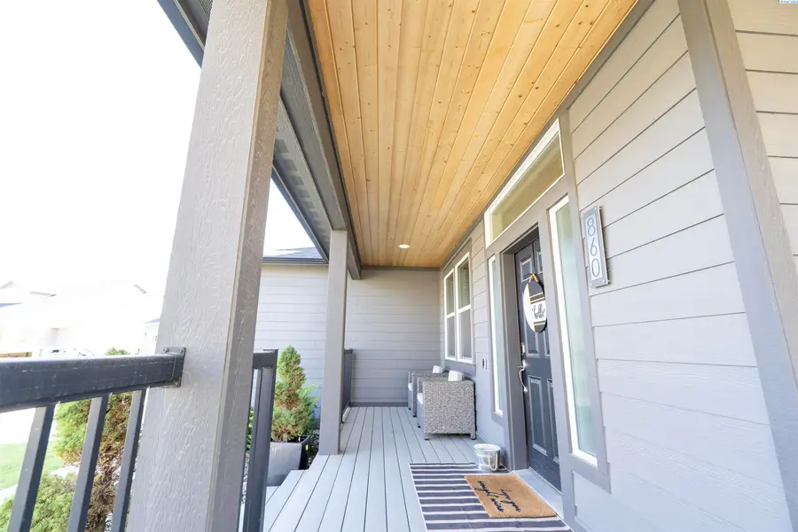 860 SW Dominic Ct, Pullman, WA 99163 - Image #3