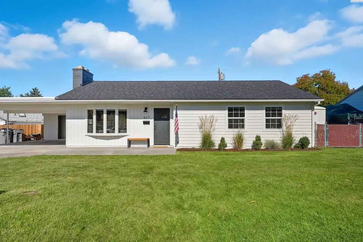 627 Cedar Ave, Richland, WA 99352 - Image #1