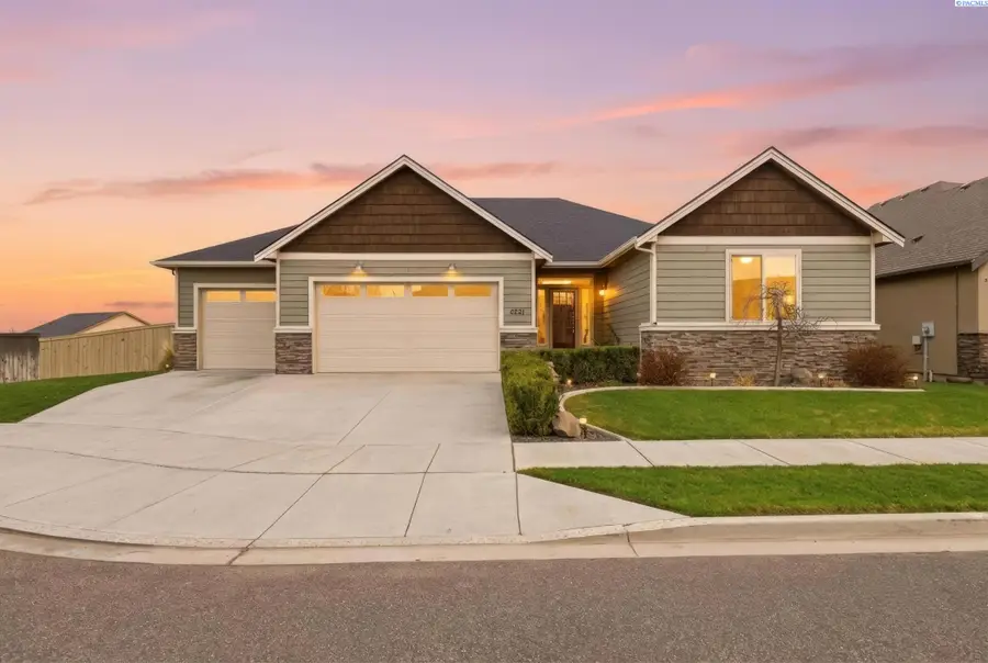 4221 S Yelm Place, Kennewick, WA 99337 - Image #2