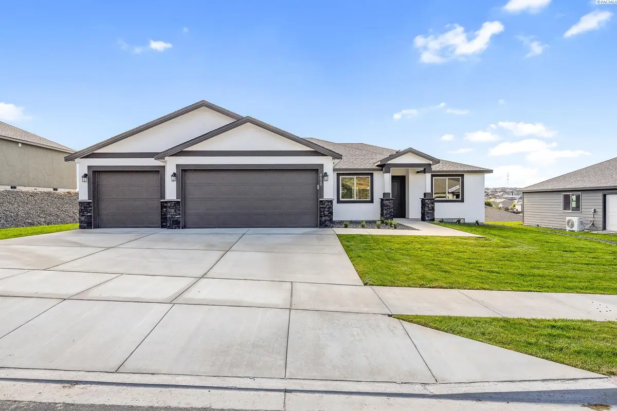 6629 W 29th Ct, Kennewick, WA 99338 - Image #1