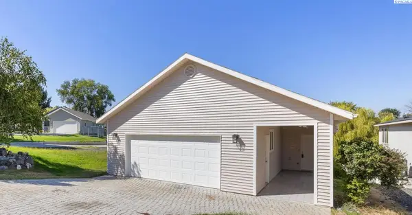 604 S Huntington Pl., Kennewick, WA 99336