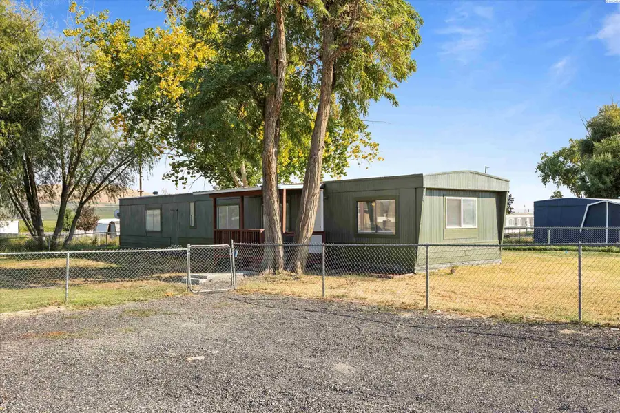 31404 E Kennedy Rd #14, Benton City, WA 99320 - Image #3