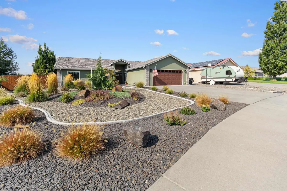 5705 Aspen Drive, West Richland, WA 99353 - Image #1