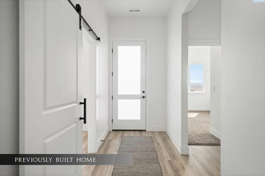 6621 W 27th Ave, Kennewick, WA 99338 - #2