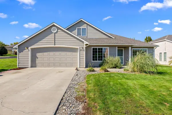 2804 S Huntington Ct, Kennewick, WA 99337