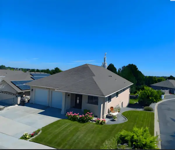 1942 Sky Meadow Ave, Richland, WA 99352