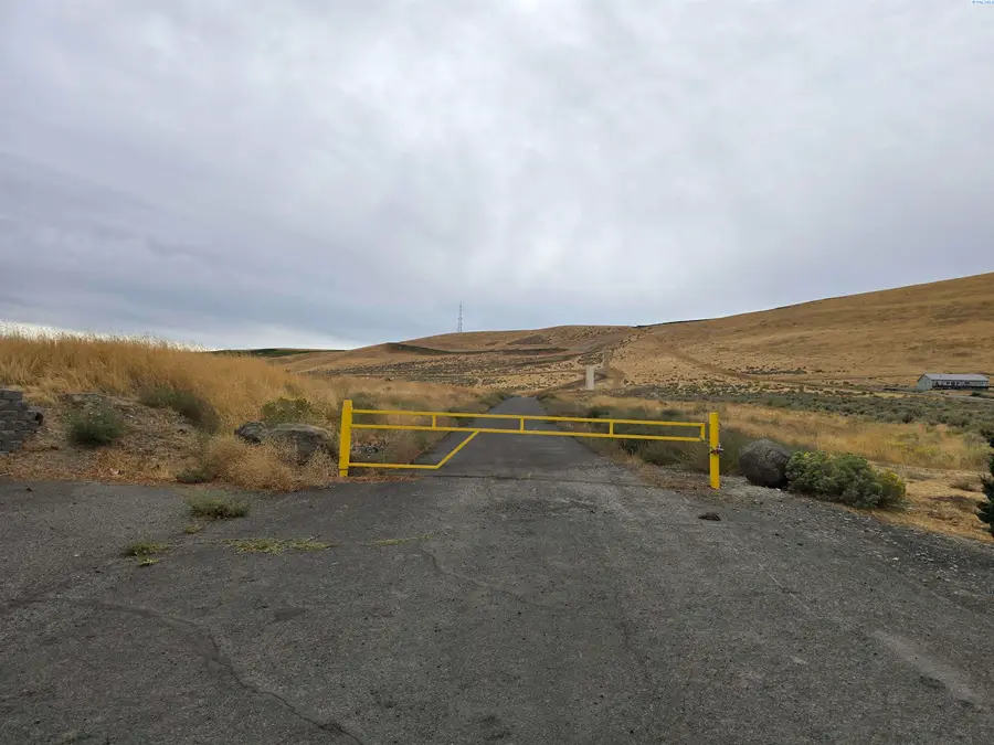 NKA N. Foxhill Drive (94.16 Acres), Benton City, WA 99320 - Image #2