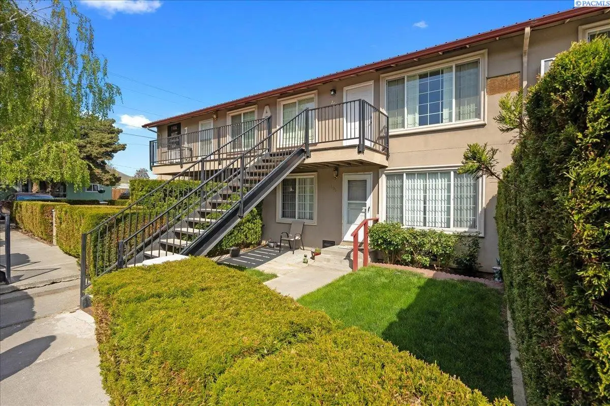 526 S 40th #a203 #A203, West Richland, WA 99353 - Image #1