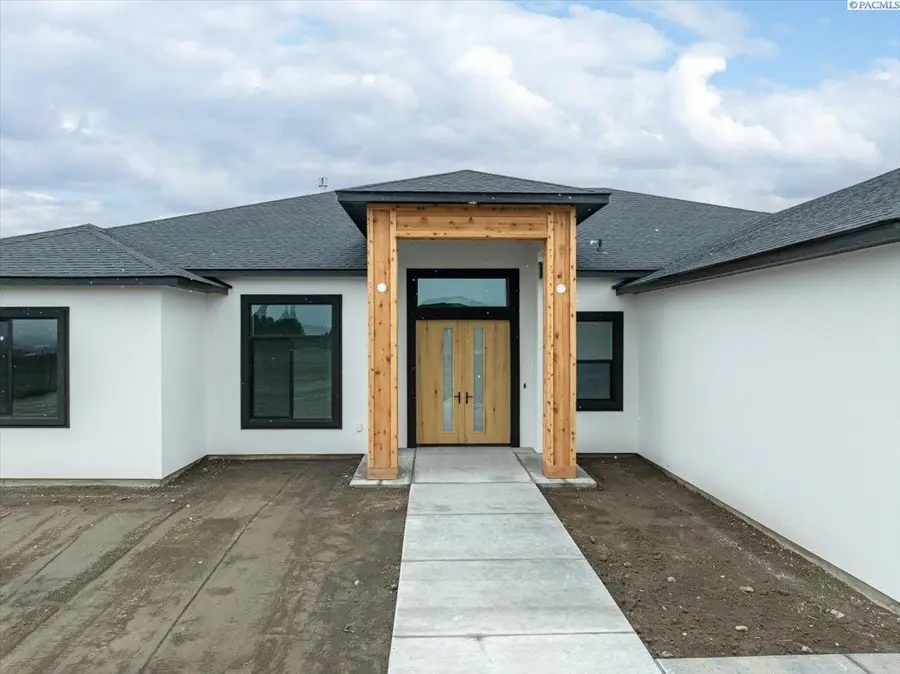 12804 Clark Fork Road, Pasco, WA 99301 - Image #2