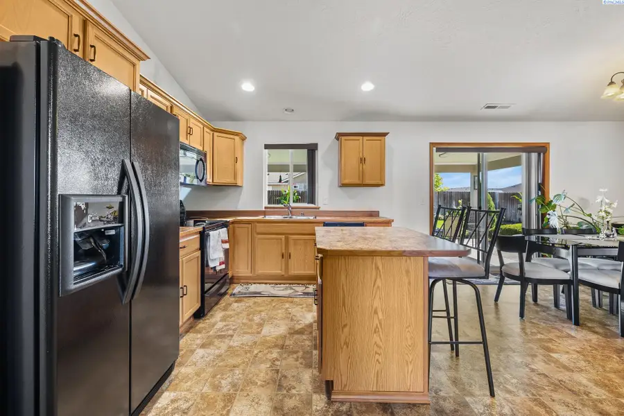 5505 Marbella Ln, Pasco, WA 99301 - Image #3