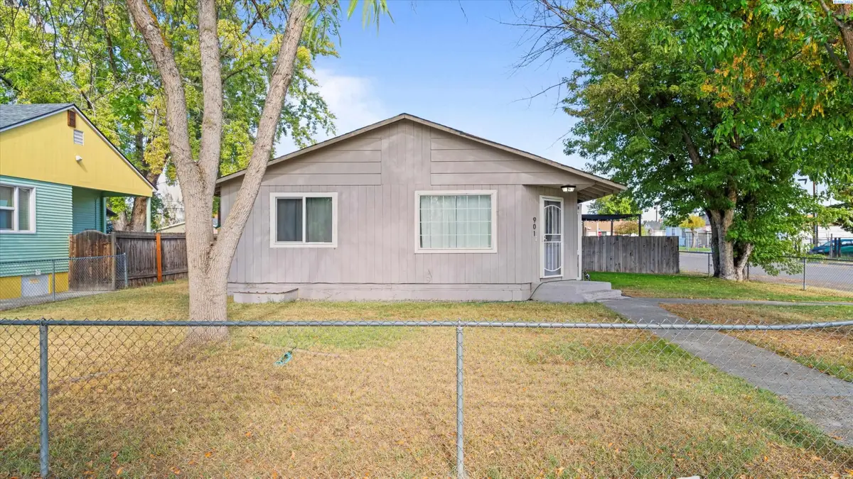 901 W Henry St, Pasco, WA 99301 - Image #1