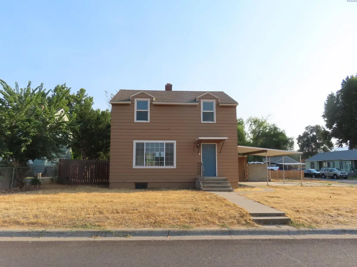 709 Comstock, Richland, WA 99352 - Image #1